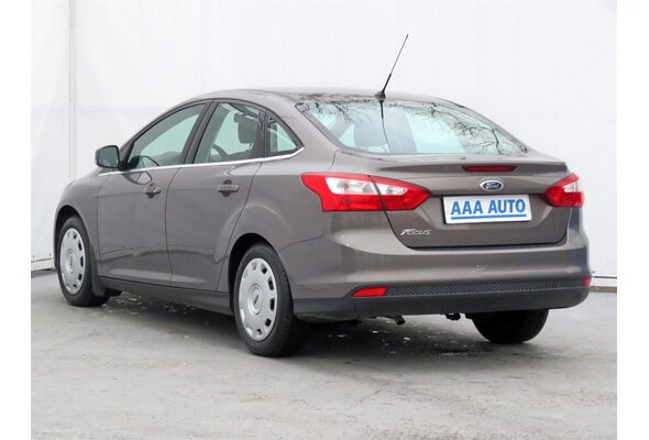 Ford Focus  1.6 i 2012