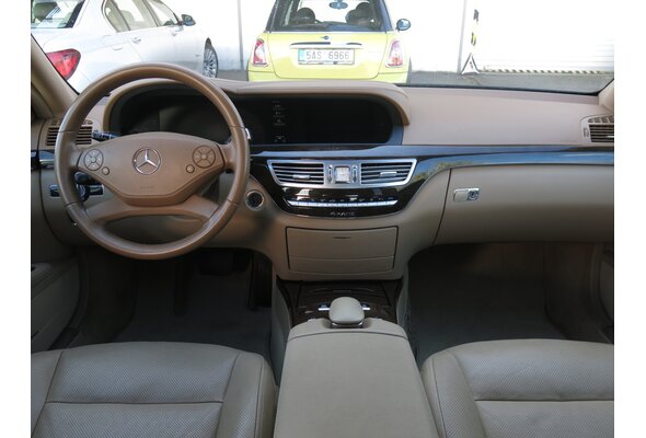 Mercedes-Benz S 350 BlueTEC 4MATIC  2012