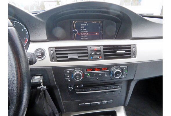 BMW 320 d xDrive Combi 2011