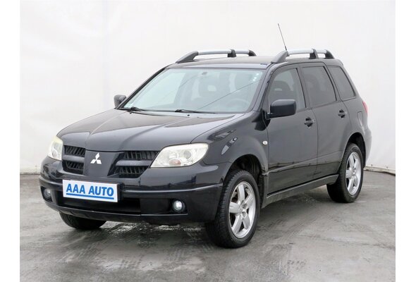 Mitsubishi Outlander  2.0 2005