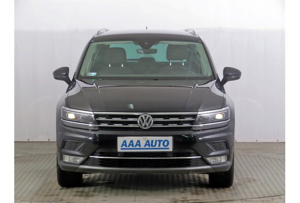 Volkswagen Tiguan  2.0 TSI 2017