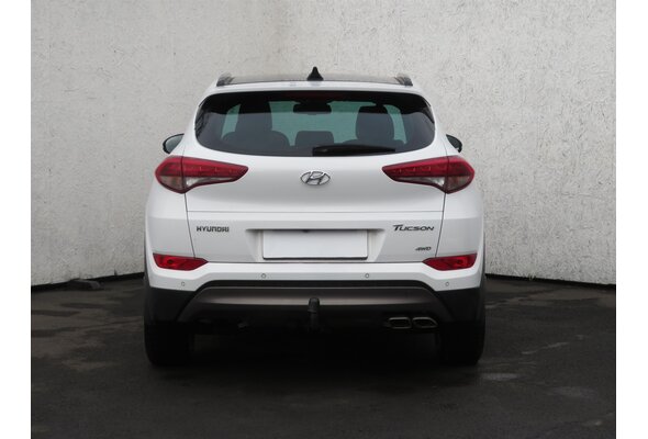 Hyundai Tucson  2.0 CRDi 2015