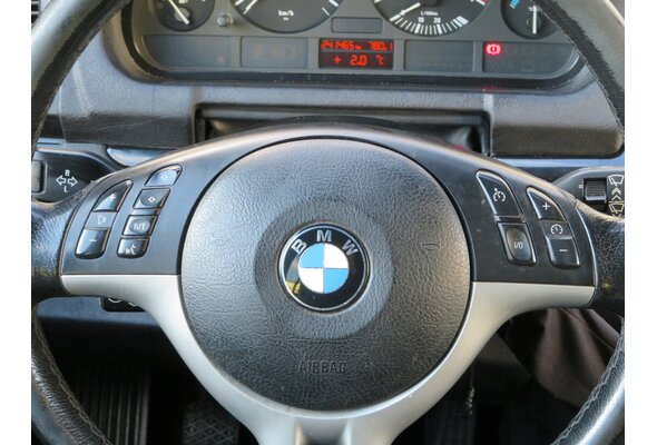 BMW X5  3.0 i 2001