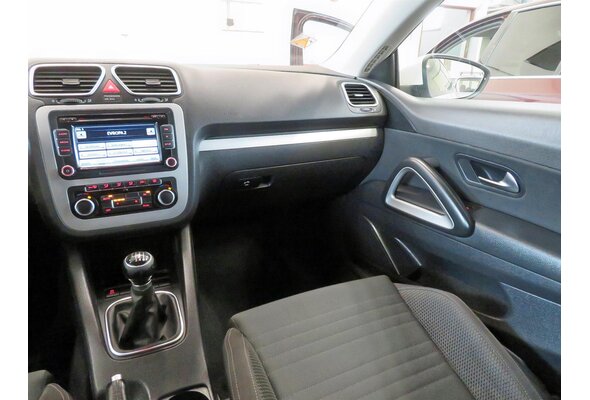 Volkswagen Scirocco  1.4 TSI 2011