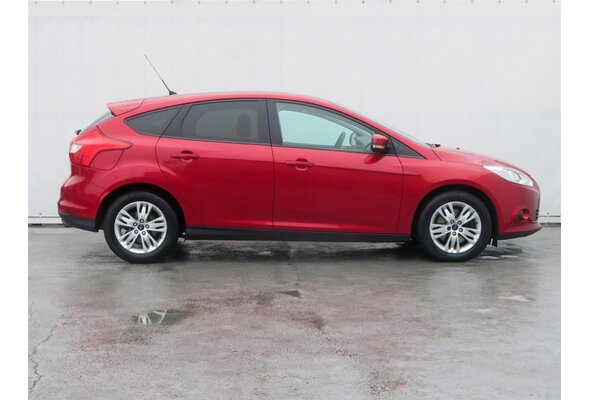 Ford Focus  1.6 EcoBoost 2011