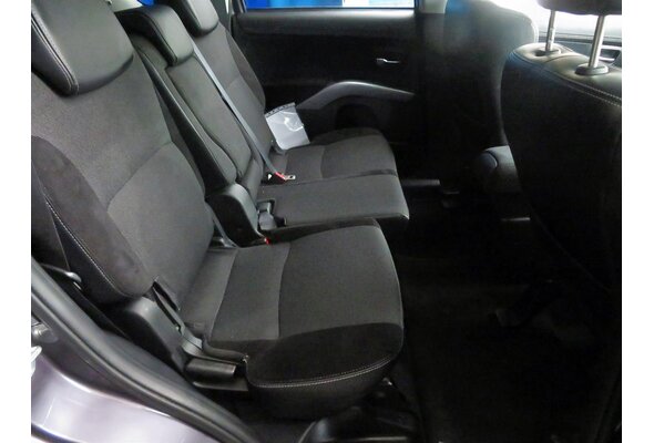 Mitsubishi Outlander  2.2 DI-D 2012