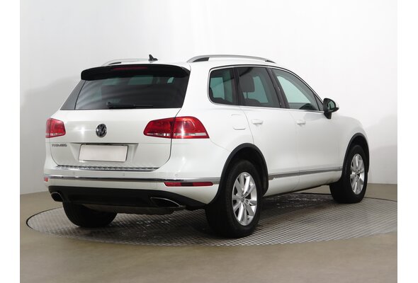 Volkswagen Touareg  3.0 TDI 2015