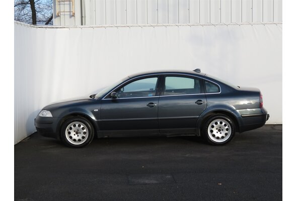 Volkswagen Passat  1.9 TDI 2003