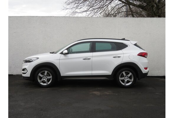 Hyundai Tucson  2.0 CRDi 2015