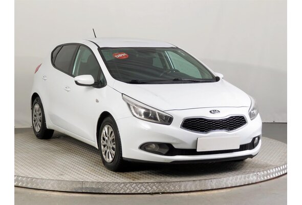 Kia Ceed  1.4 CRDi 2014