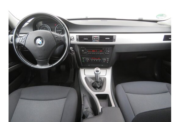 BMW 318 i  2006