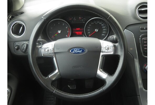 Ford Mondeo  1.6 EcoBoost 2014