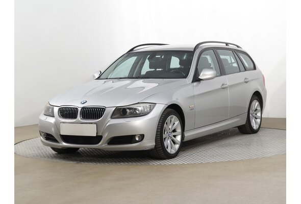 BMW 320 d xDrive Combi 2009