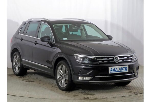 Volkswagen Tiguan  2.0 TSI 2017