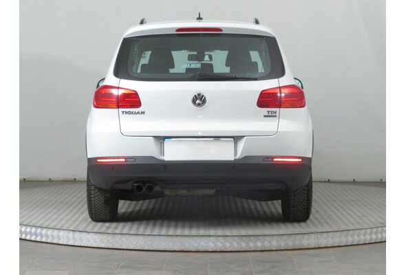 Volkswagen Tiguan  2.0 TDI 2014