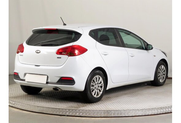 Kia Ceed  1.4 CRDi 2014