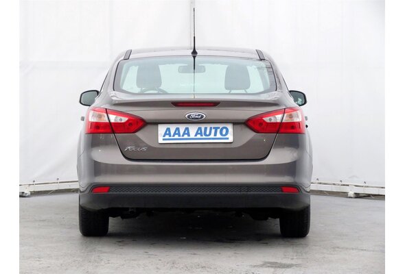 Ford Focus  1.6 i 2012