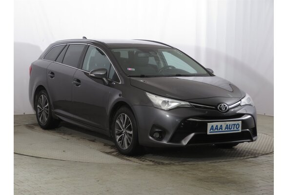 Toyota Avensis Combi 2.0 D-4D 2016