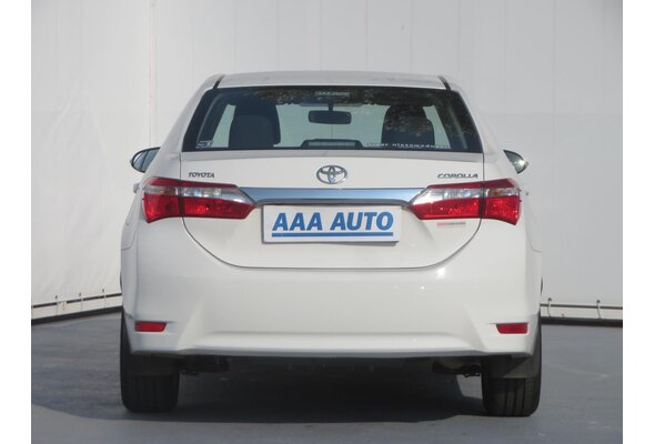 Toyota Corolla  1.3 Dual VVT-i 2014