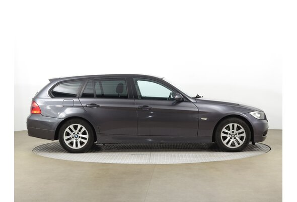 BMW 320 d Combi 2008