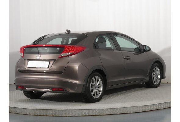 Honda Civic  1.4 i-VTEC 2012