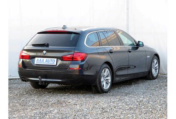 BMW 520 d Combi 2010