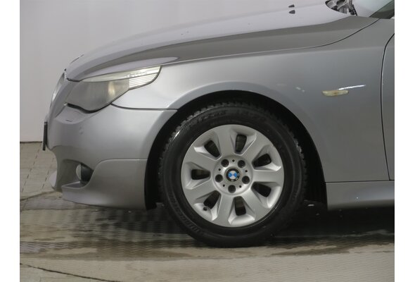 BMW 530 d  2004