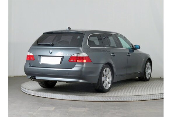 BMW 530 xd Combi 2006