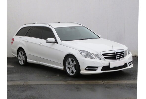 Mercedes-Benz E 220 CDI Combi 2012