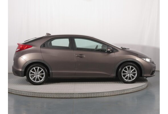 Honda Civic  1.4 i-VTEC 2012