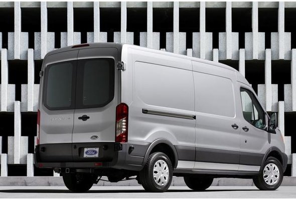 2015 Ford Transit vs. 2014 Ford Transit Connect: What's the Difference?