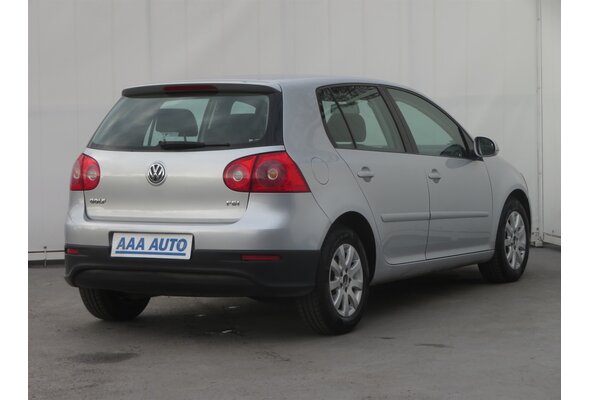 Volkswagen Golf  1.4 FSI 2004