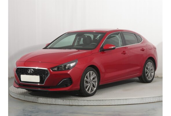 Hyundai i30 Fastback  1.6 CRDi 2019