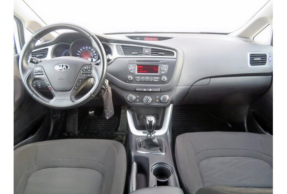 Kia Ceed  1.4 CVVT 2016