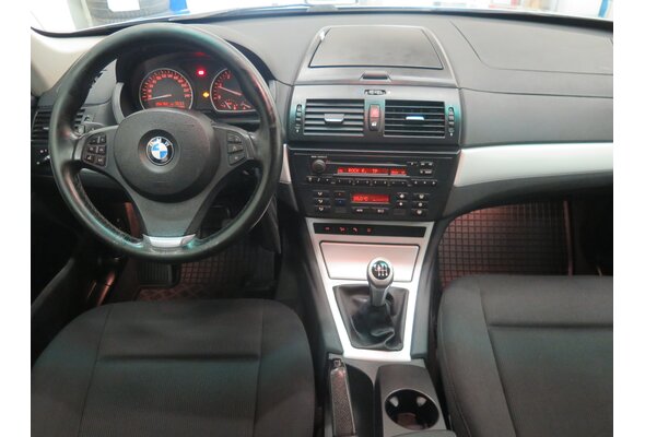 BMW X3  2.0 d 2006