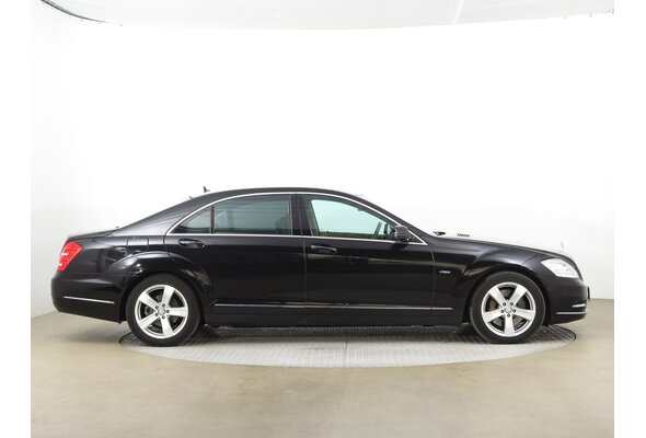 Mercedes-Benz S 350 BlueTEC 4MATIC  2012