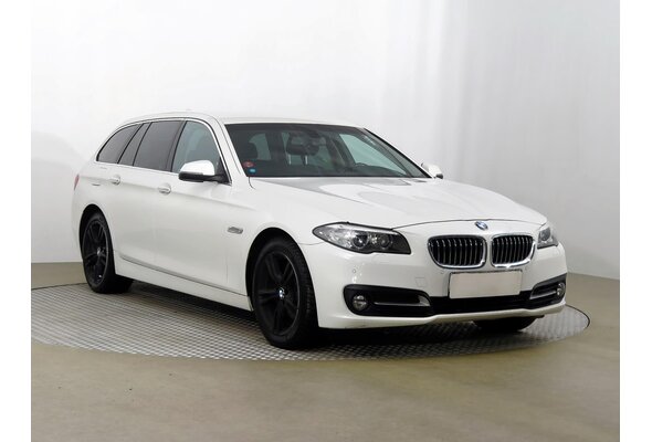 BMW 520 d xDrive Combi 2015