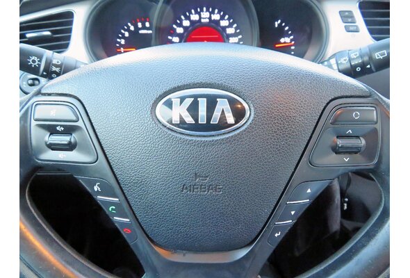 Kia Ceed  1.4 CRDi 2014