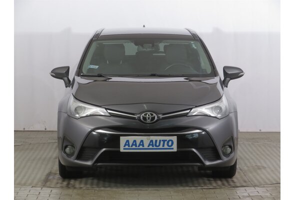 Toyota Avensis Combi 2.0 D-4D 2016