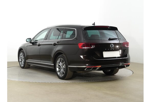 Volkswagen Passat Combi 2.0 TSI 2020