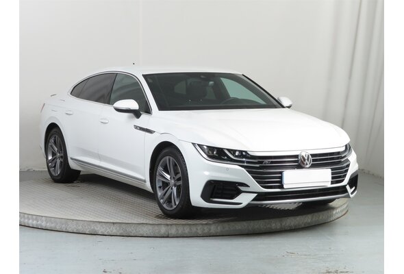 Volkswagen Arteon  2.0 TSI 2018