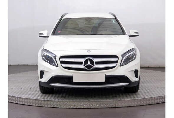 Mercedes-Benz GLA 200 CDI 4MATIC  2014