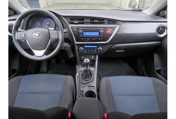 Toyota Auris  1.3 Dual VVT-i 2014