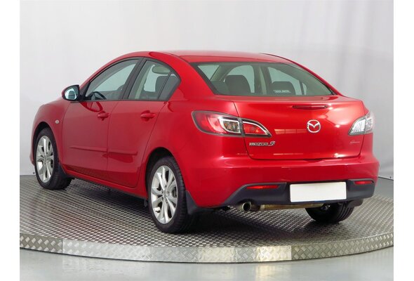 Mazda 3  2.0 2010