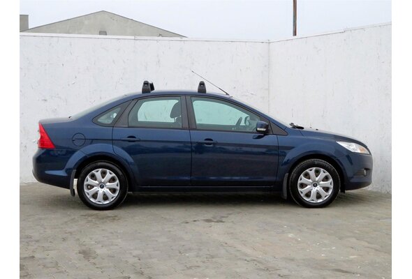 Ford Focus  1.6 16V 2011