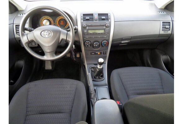 Toyota Corolla  1.3 Dual VVT-i 2009