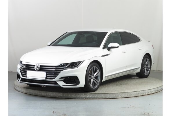 Volkswagen Arteon  2.0 TSI 2018