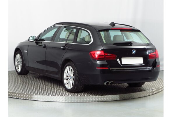 BMW 520 d Combi 2013