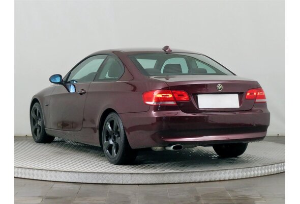 BMW 320 i Coupe 2008