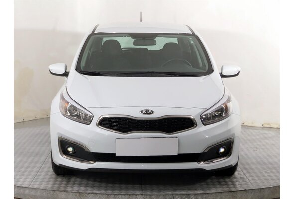 Kia Ceed  1.4 CVVT 2016